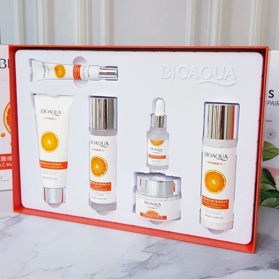 KIT DE BIOAQUA DE VITAMINA C PARA TU PIEL RELUCIENTE